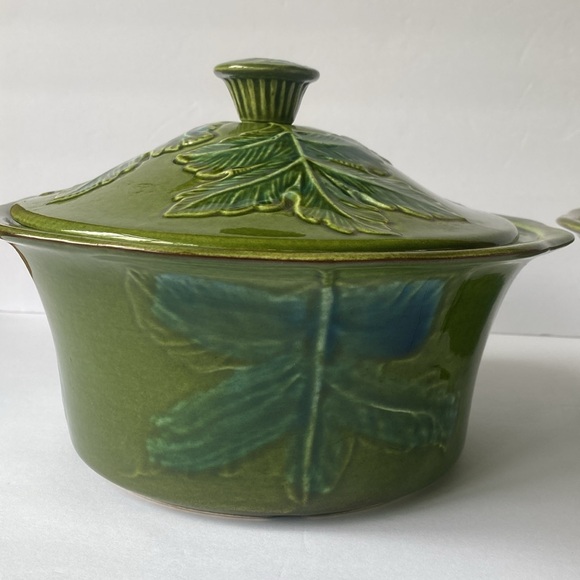 Vintage 3 pc.blue/green California USA Pottery leaf soup tureen - Picture 2 of 14